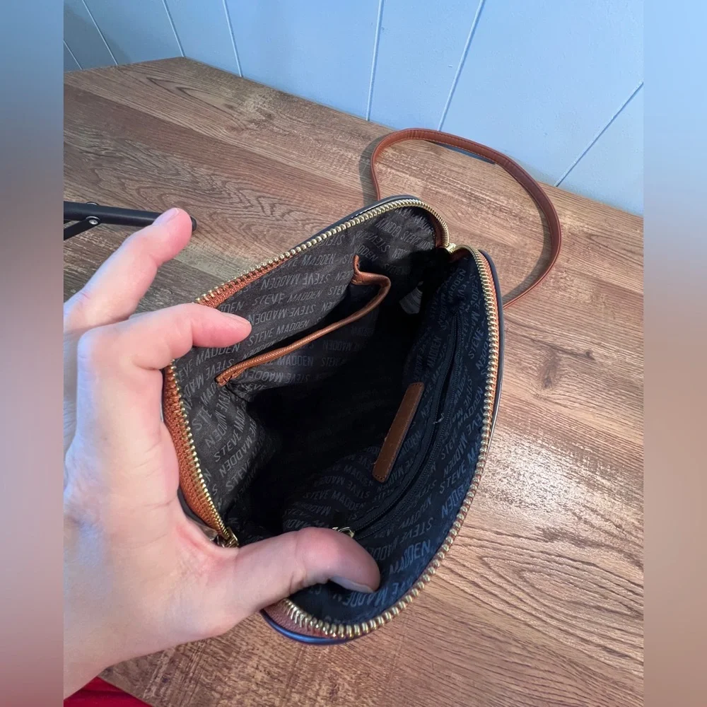 Steve Madden Brown‎ Saffiano Crossbody Purse Gold Hardware